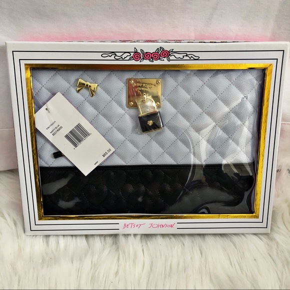 Betsey Johnson $65 NWT Black Gold Silver Pouch Large Zip Wristlet in Gift Box